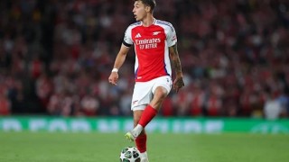 阿森纳后卫突然被交易，得知离队消息时还在训练场上