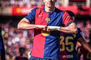 米兰双雄悲喜两重天，国米领跑意甲！巴萨4-1复仇，曼城惨胜四强