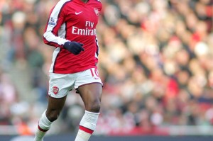 加拉：四强最看好巴萨，巴黎对维拉暴露缺陷&amp;枪手可比维拉更强