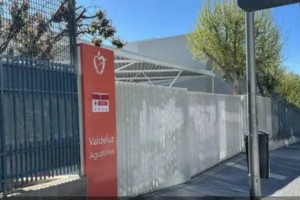 阿森纳在马德里一所学校进行训练，在场马竞球迷：加油，为了马竞