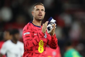 亨德森深情告别阿贾克斯，35岁有望重返英超，冲击2026世界杯席位